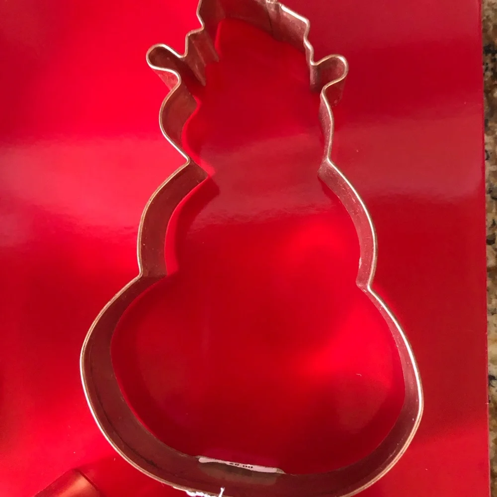 Williams Sonoma set of 4 copper cookie cutters